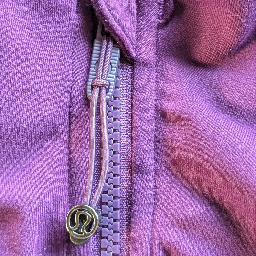 Lululemon Define Jacket Sz 10 Dramatic Magenta Luon - Picture 7 of 13